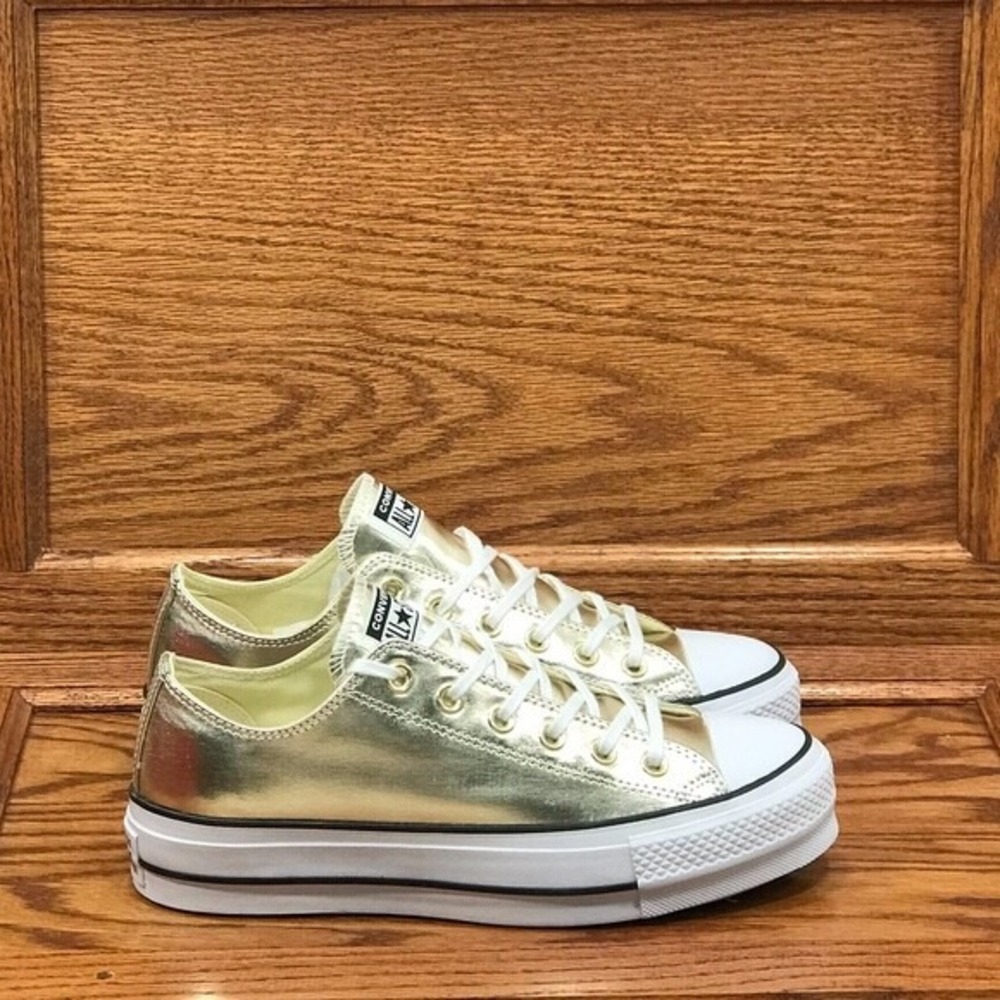 Converse CTAS Lift Ox Gold Metallic Platform Sneakers 560249C Size Women 8 - Picture 2 of 7